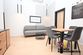 Atrakcyjny apartament z tarasem w centrum